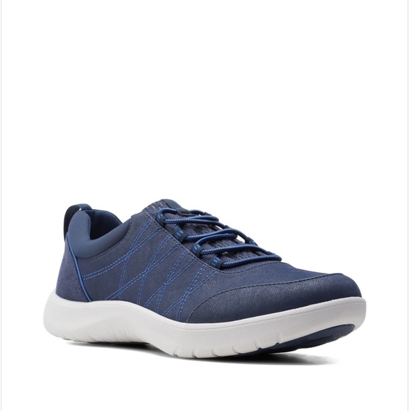 Clarks Adella Holly Slide On Sneakers Size 7 in Navy - New without Box - Picture 3 of 10